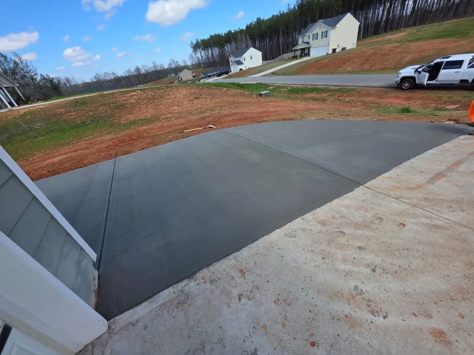 Guzman Concrete Solutions
